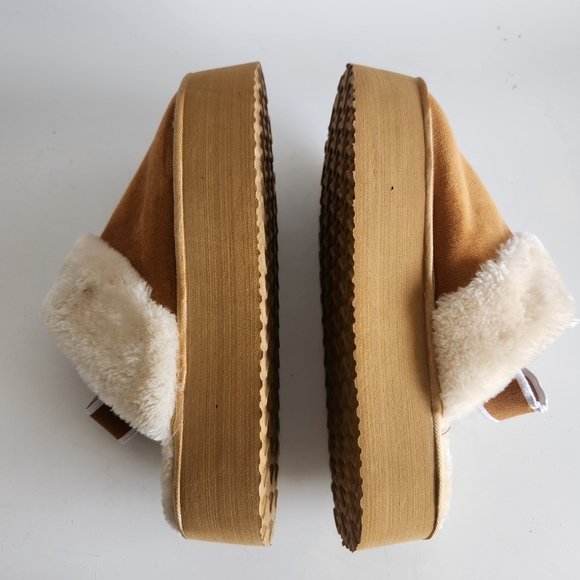 Mudd Platform Faux Fur Lined Cozy Slippers Size 8.5 - Picture 7 of 8